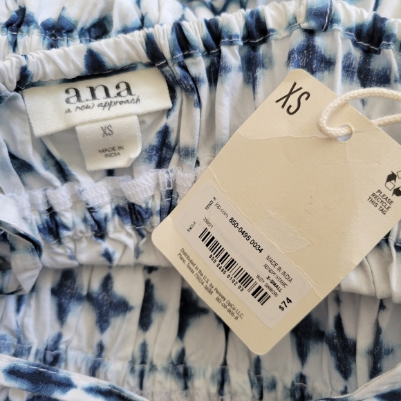 New A.n.a Smocked Sleeveless Dress. - Picture 8 of 9